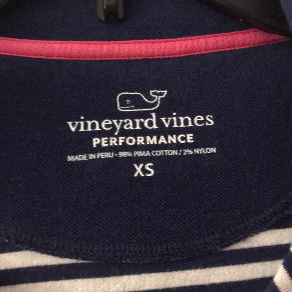 Vineyard Vines pullover - Picture 2 of 5